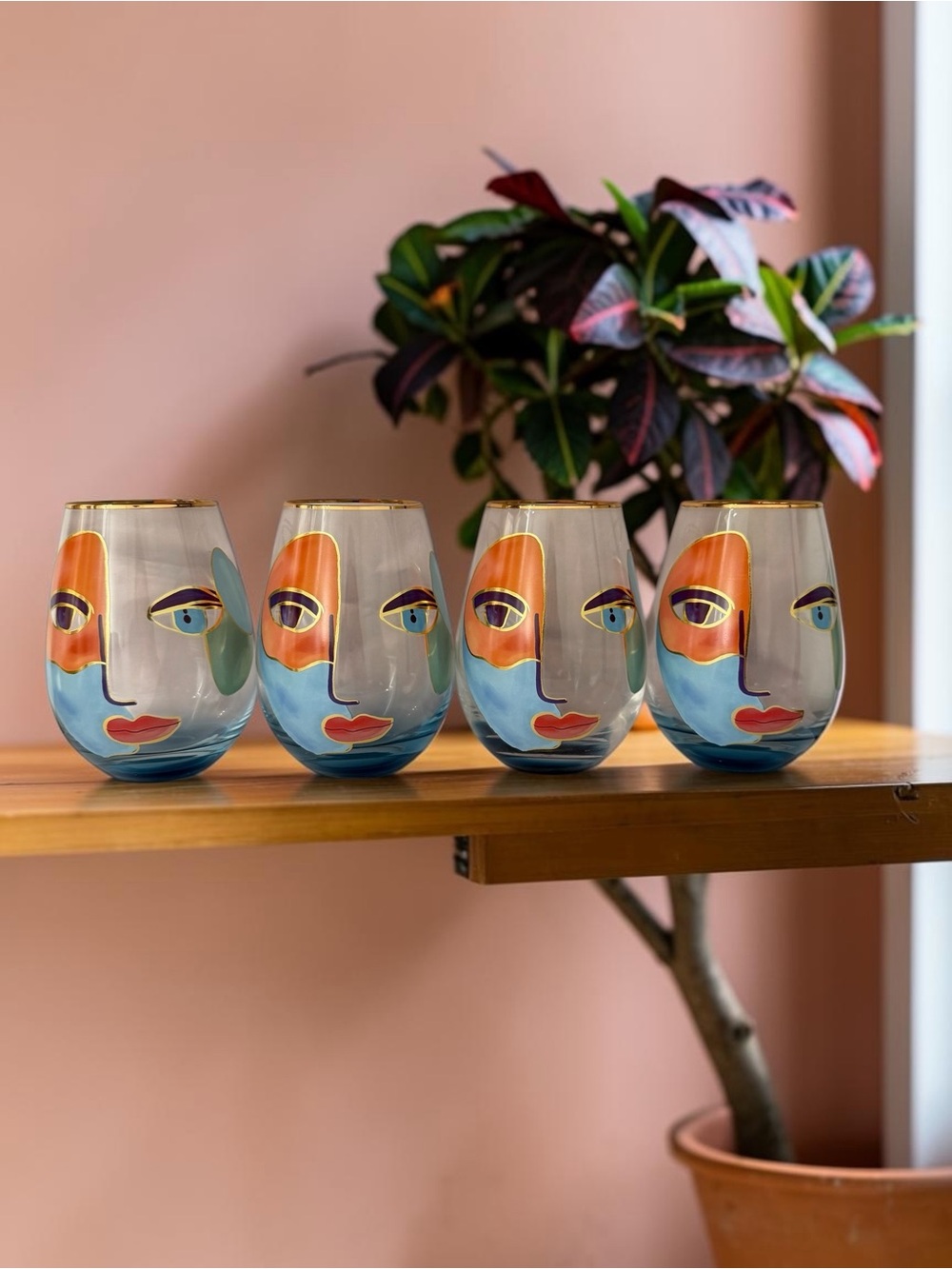 Cornet Barcelona Artistic Gaze Stemless Wine Glasses – Set of 4